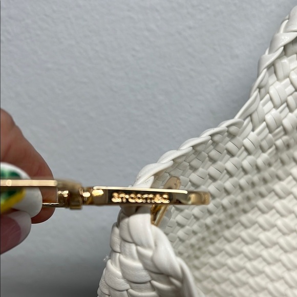 Ahdorned | Vegan Tote Bag w/ Lemon Removable Crossbody Strap ๐ - Picture 10 of 16